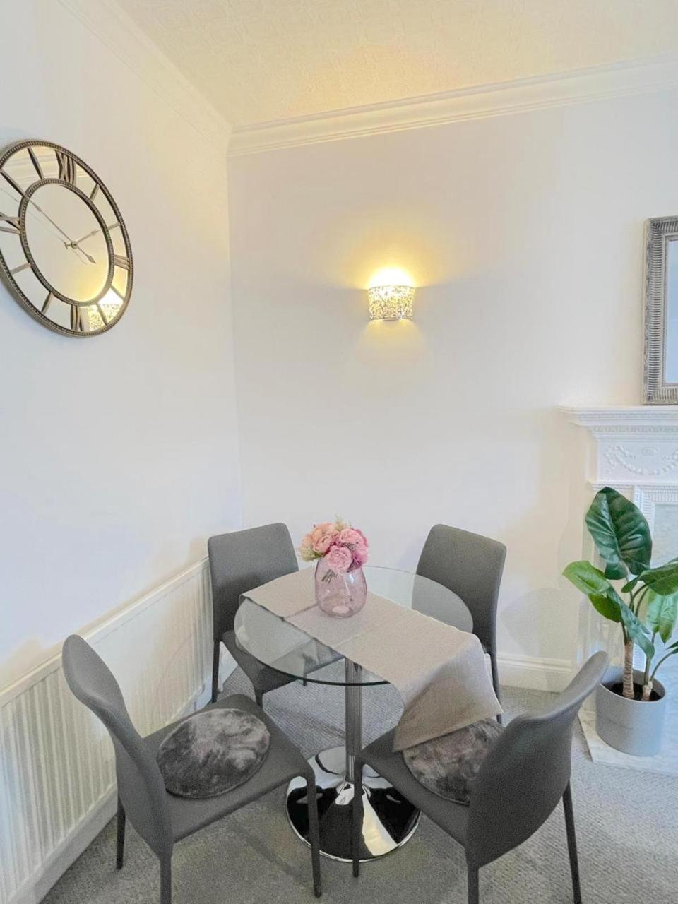 Luxury Apartment In Paddington London Eksteriør billede